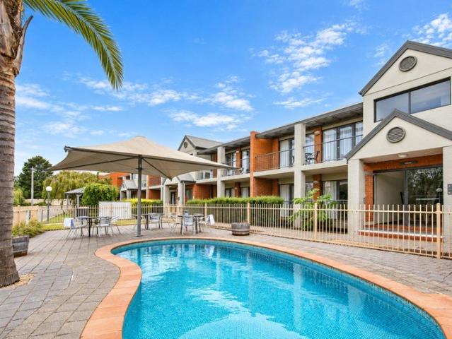 LONG TERM LEASED INVESTMENT 8.79% GROSS + 5% INCREASES