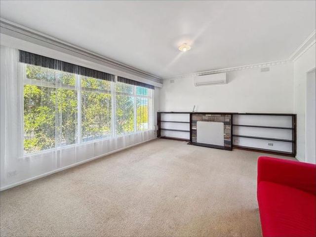 LONG TERM RENTERS WELCOME!
