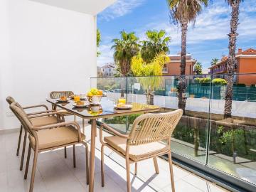 Long term winter rental Apartment in Jávea with 2 bedrooms and communal pool