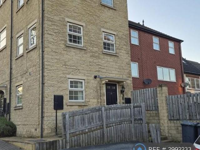 Longcar Lane, Barnsley, S70 1 bed flat to rent £650 pcm £150 pw