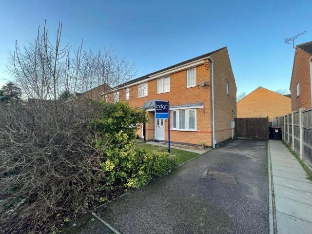 Longcroft Drive, Barton Le Clay, MK45 2 bed terraced house to rent £1,400 pcm £323 pw