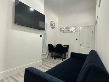 Longridge Road, Earls Court SW5, 2 bed flat to rent, £3,500 pcm | PrimeLocation