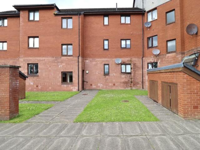 Longdales Avenue, Falkirk 1 bed apartment to rent £650 pcm £150 pw
