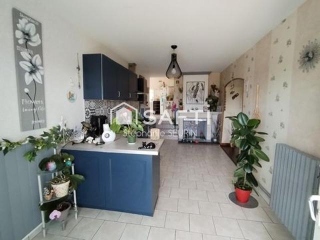 longère avce garage et dépendance  grand jardin