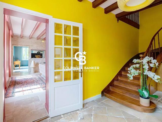 Longère Charentaise d’exception Surgères 332m² Vouhé
