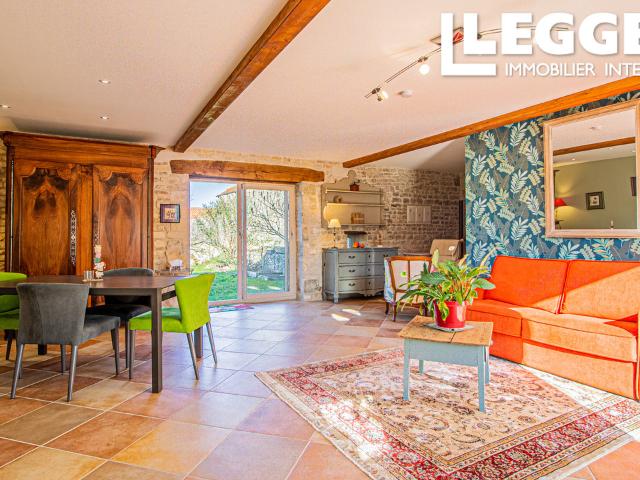 Longère de caractère avec 3 chambres et salles d'eau privatives