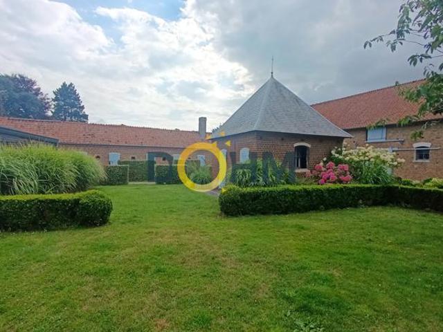 Longère de charme 225 m2 5 ch Piscine intérieure Dépen