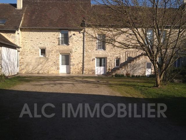 LONGERE DE 289 M² HABITABLE DE SUITE