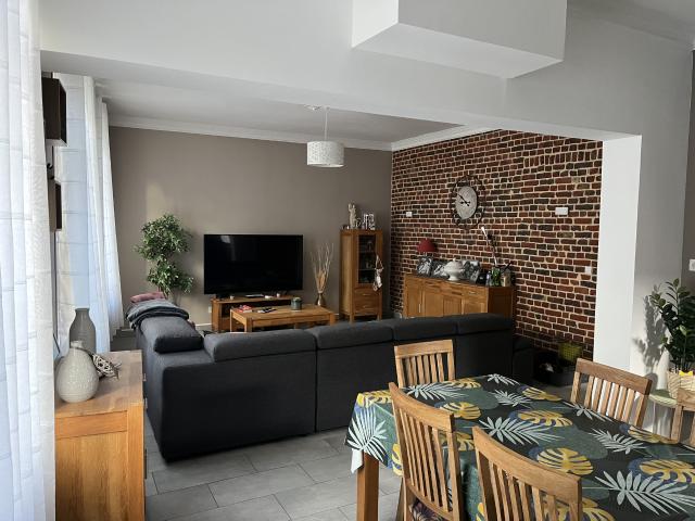 LONGERE ECOURT SAINT QUENTIN 183,53 M2