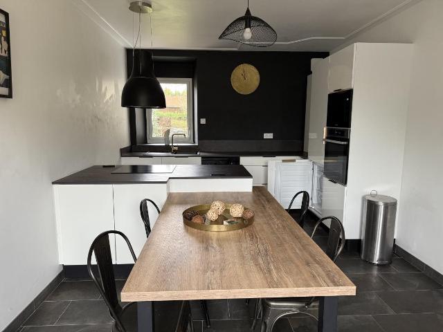 Longère en campagne 151m² Plouguenast Langast