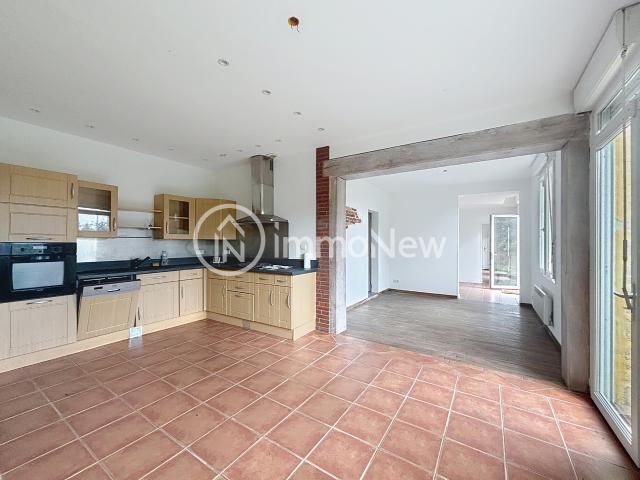 LONGERE EN PIERRE DE 153M2 SUR 4964M2 DE TERRAIN