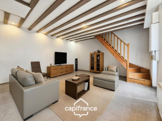 Longère rénovée 4p 93m², 2 suites, jardin à VILLEMARECHAL 77