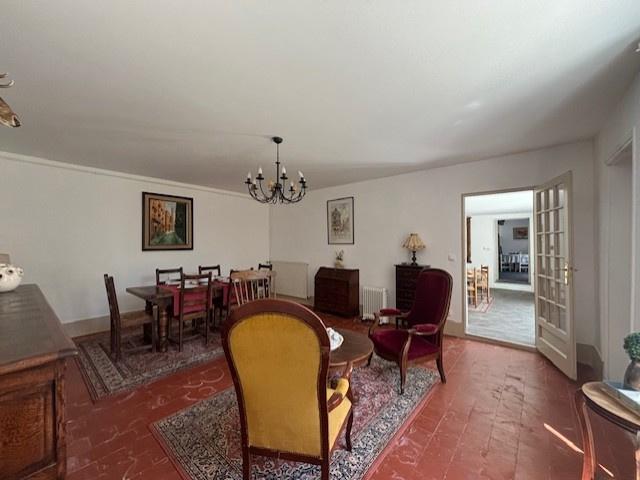 Longère rénovée avec soin, 2 chambres, jardin au coeur du Morvan