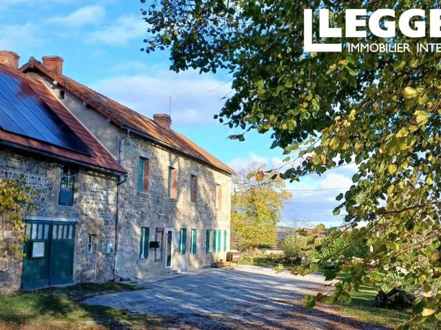 Longère Rénovée de 200 m² en Bout de Chemin avec Potentiel Chambres d’Hôtes et Dépendances sur 3318 m²