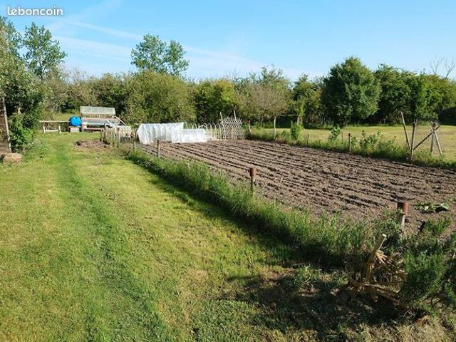 Longère 1 pièce 130 m²