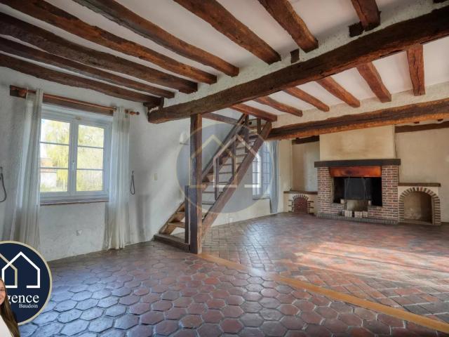 LONGÈRE 207m2 TERRAIN 1572m2 6 CHAMBRES DÉPENDANCE