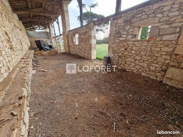 Longère 219 m² CASTELNAU DE MONTMIRAL