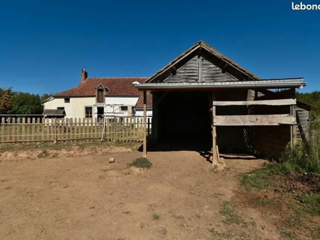 Longère 4 pièces 140 m²