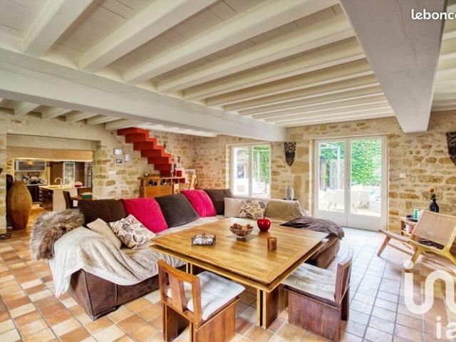 Longère 9 pièces 327 m²