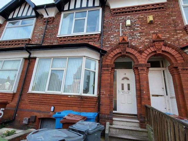 Longford Place, Manchester M14 7 bed house to rent £4,853 pcm £1,120 pw