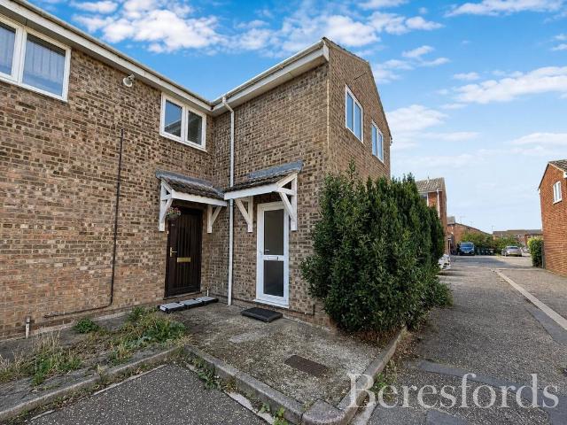 Longfield, CM8 2 bed end of terrace house to rent £1,350 pcm £312 pw