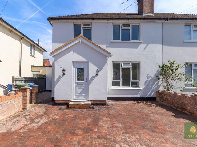 Longfield Close, Farnborough GU14, 3 bed semi detached house to rent, £1,950 pcm | PrimeLocation