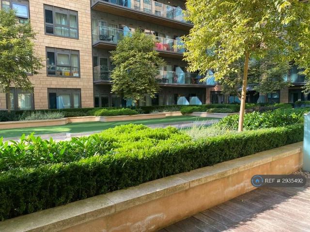 Longfield Avenue, London, W5 1 bed flat to rent £2,050 pcm £473 pw