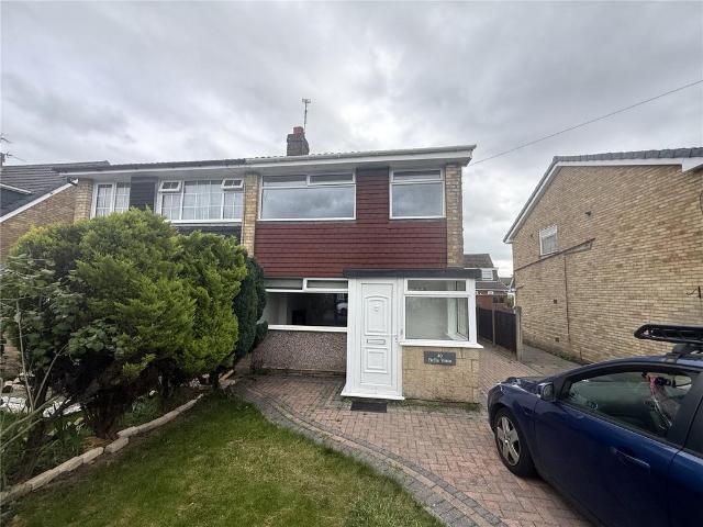 Longfield, Preston PR2 3 bed semi detached house to rent £995 pcm £230 pw
