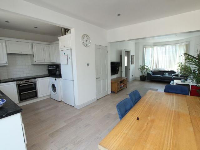 Longfleet Road, Poole BH15, 3 bed detached house to rent, £2,000 pcm | PrimeLocation