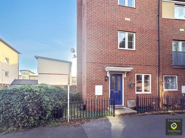 Longhorn Avenue, Gloucester GL1, 4 bed end terrace house to rent, £1,800 pcm | PrimeLocation