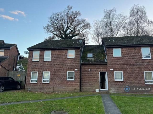 Longham Copse, Downswood, Maidstone. Studio to rent £895 pcm £207 pw