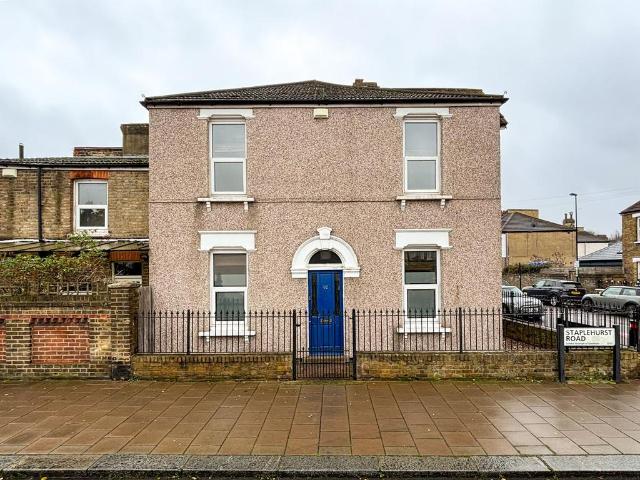 Longhurst Road, Hither Green, SE13 3 bed end of terrace house to rent £2,250 pcm £519 pw