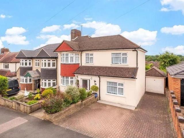 Longmead Drive, Sidcup, Kent DA14, 4 bed semi detached house to rent, £3,000 pcm | PrimeLocation