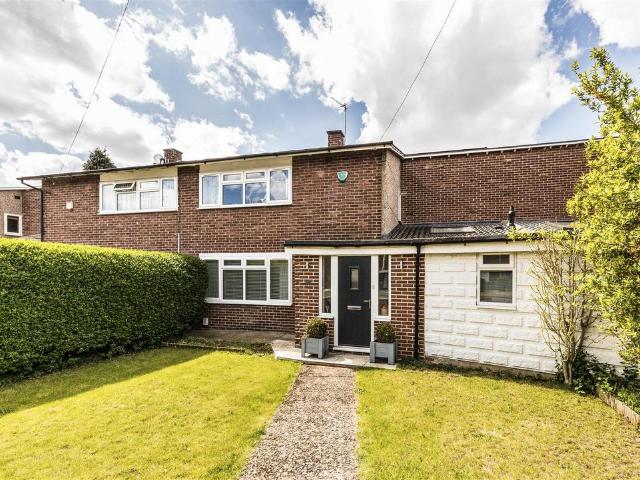 Longmead Road, Thames Ditton KT7 3 bed terraced house to rent £2,975 pcm £687 pw