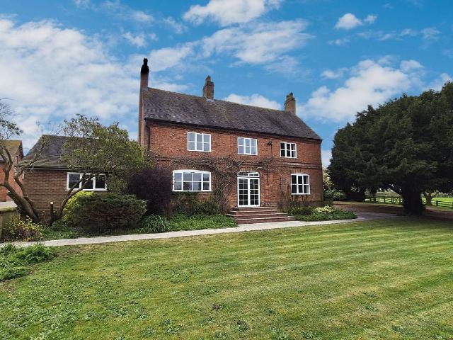 Longslow, Market Drayton TF9, 4 bed farmhouse to rent, £1,850 pcm | PrimeLocation