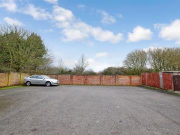 Eastleaze Swindon, SN25, Swindon, Wiltshire county, Southdowns