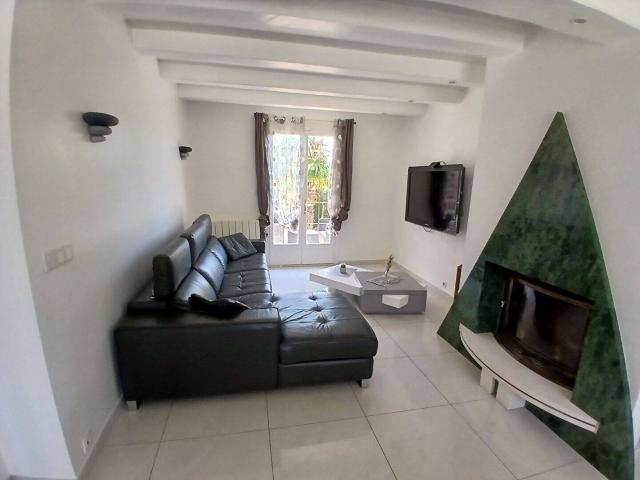 LONGPONT SUR ORGE Maison MEUBLEE 78.24 m² sur sous sol total