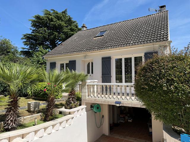 LONGPONT SUR ORGE Maison MEUBLEE 78.24 m² sur sous sol total