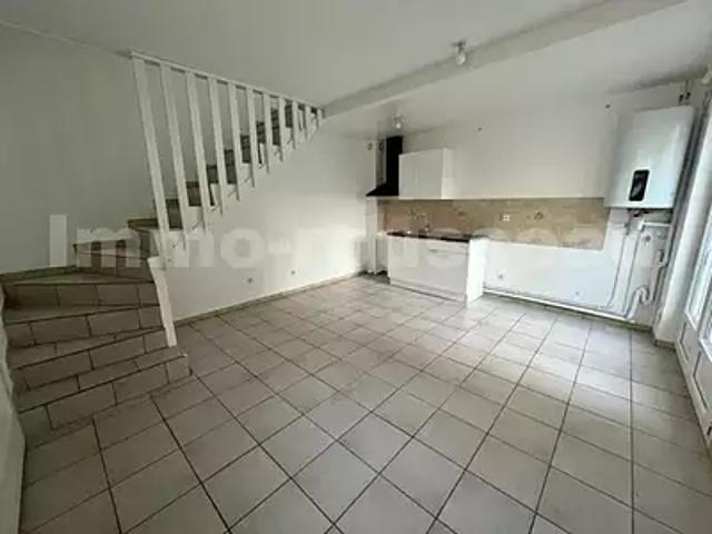 Longperrier 77230 Location appartement 2 pièces t2 parking