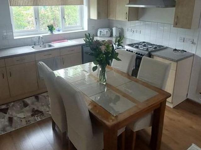 Longwood Avenue, Slough SL3, 2 bed flat to rent, £1,750 pcm | PrimeLocation