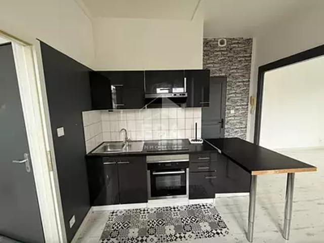 Longwy 54400 Location appartement 4 pièces t4 au dernier étage