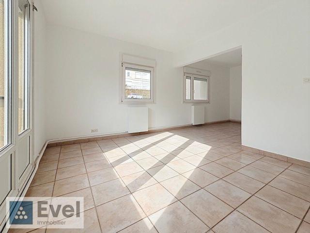 LONGWY BAS / LOCATION APPARTEMENT F3