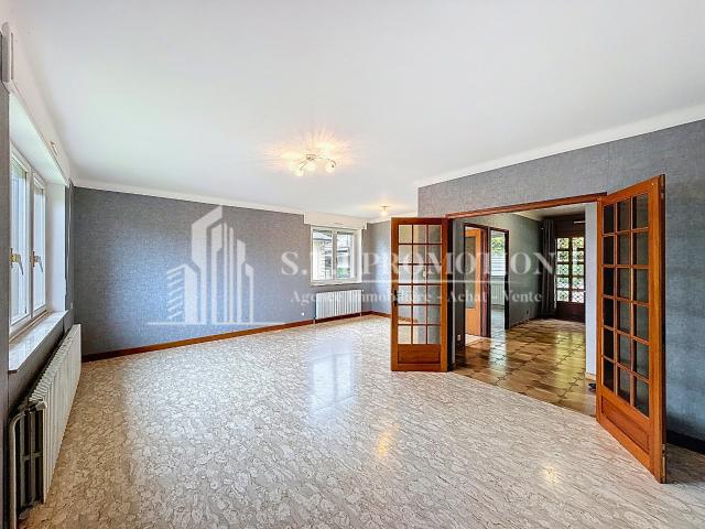Longwy Haut Maison de 122 m2 avec jardin, sous sol complet et fort potentiel d’aménagement !