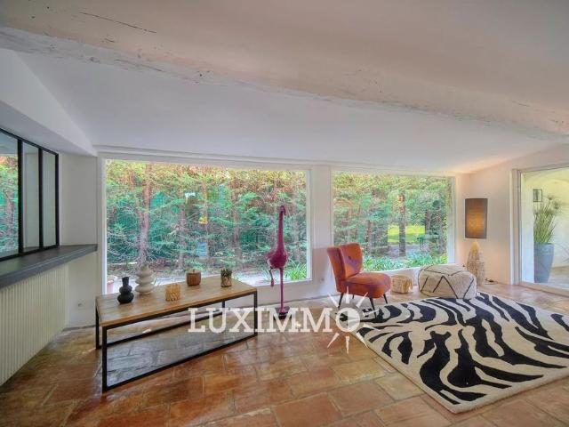 LONGUE DURÉE VILLA PROVENÇALE RÉNOVÉE 5CH DOMAINE SÉCURISÉ