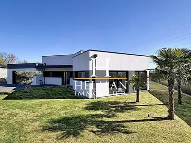 Longuenesse 62219 Achat / Vente maison 7 pièces t7 piscine terrasse