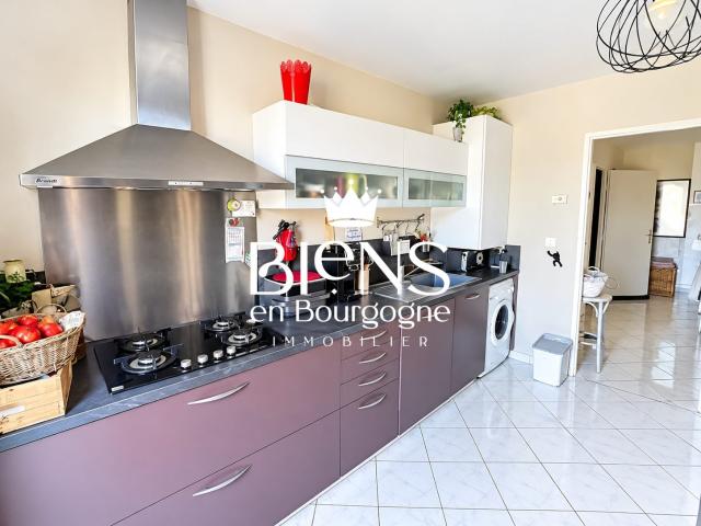 LONGVIC, à 5 min de Dijon,T4 de 91m² avec terrasse exception. 92m² Longvic