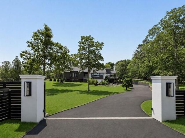 Longview Rd, Southampton, Home For Sale
