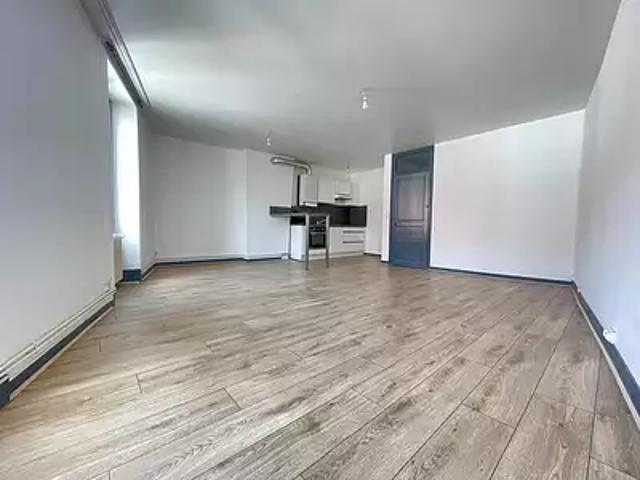 Lons le Saunier 39000 Achat / Vente appartement 2 pièces t2 cave balcon