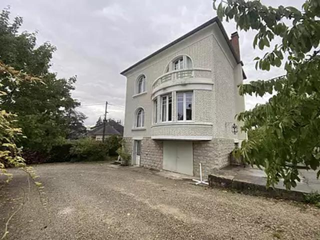 Lons le Saunier 39000 Achat / Vente maison 6 pièces t6 jardin cave