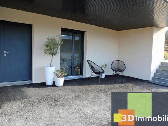 Lons le Saunier 39 JURA, à vendre une maison contemporaine récente de 5 chambres